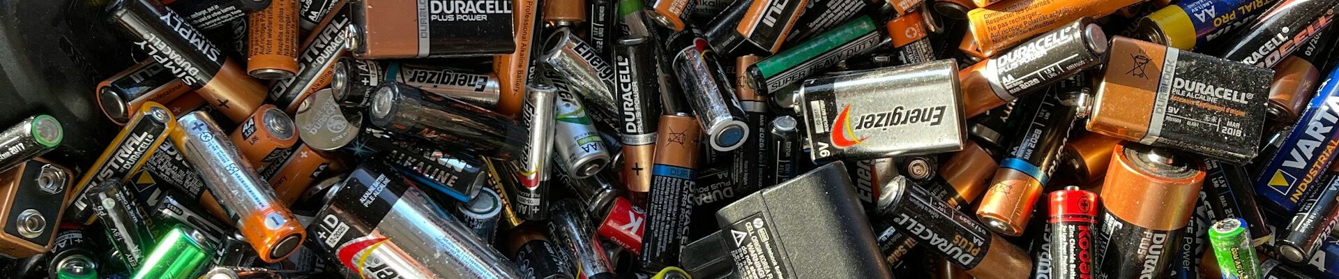 Nuevas normas UE sobre el cálculo y verificación de la eficiencia de reciclado y valorización de los residuos de pilas y baterías - terraqui.com